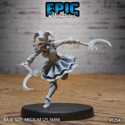 Harlequin Mad Girl Attacking (Medium)