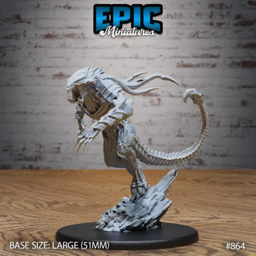 Alien Beast Attacking (Large)